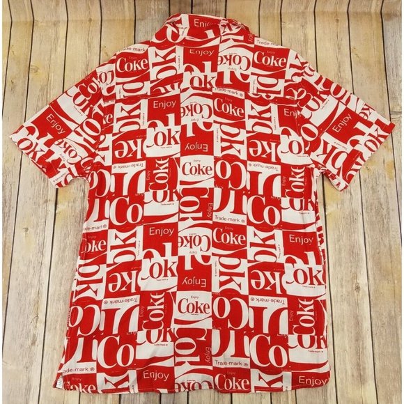 Vintage Re-Mastered Coca-Cola Men’s S/S Button Front Shirt Size M Red B83 - Picture 8 of 10